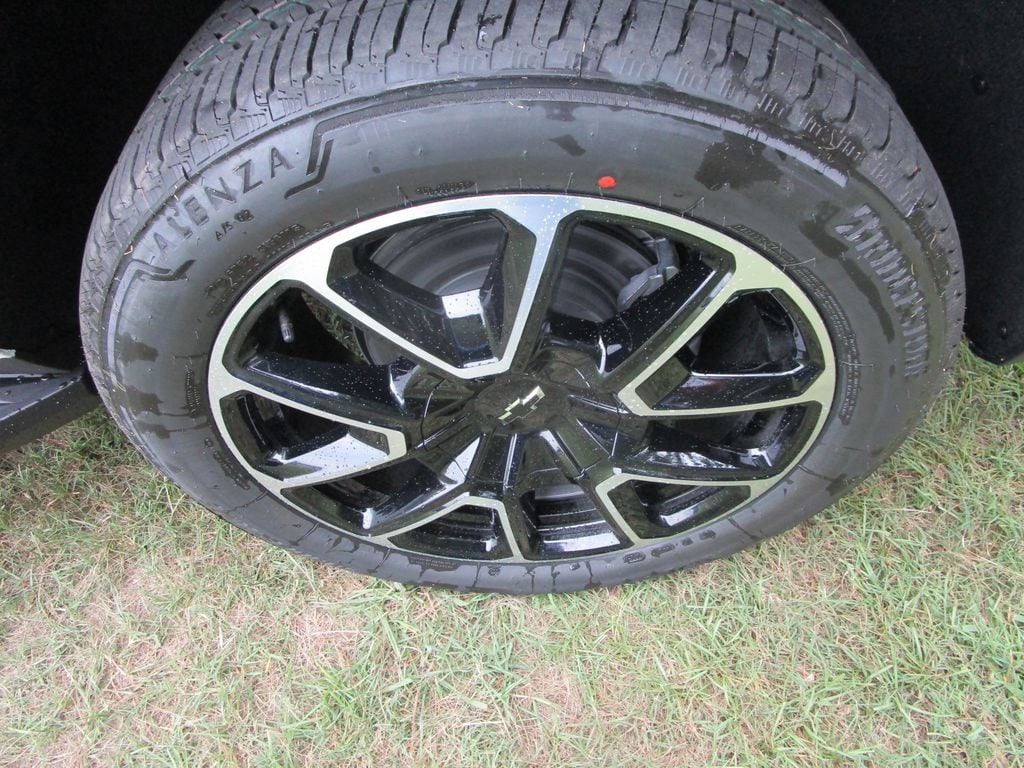 2026 Chevrolet Tahoe RST - Photo 19