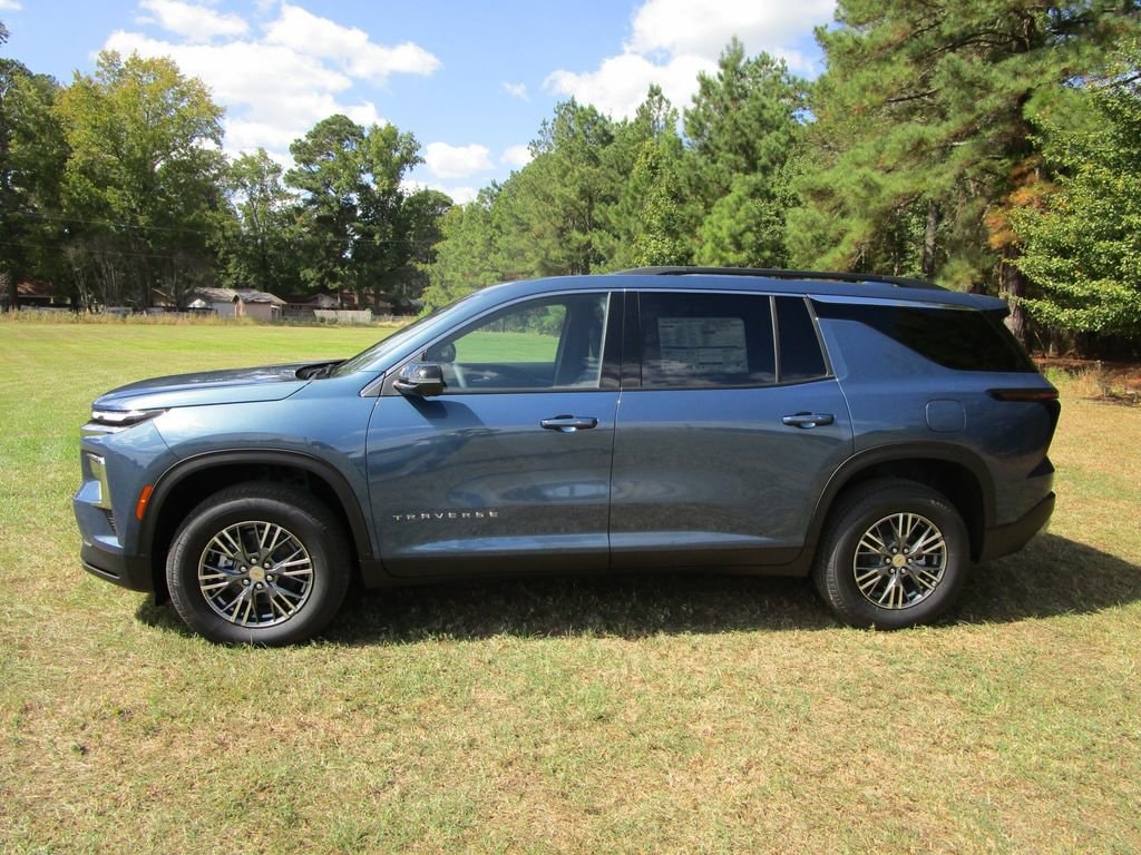 New 2026 Chevrolet Traverse LT SUV