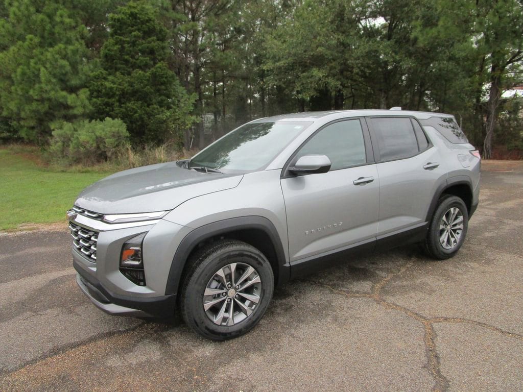 2026 Chevrolet Equinox LT's photo