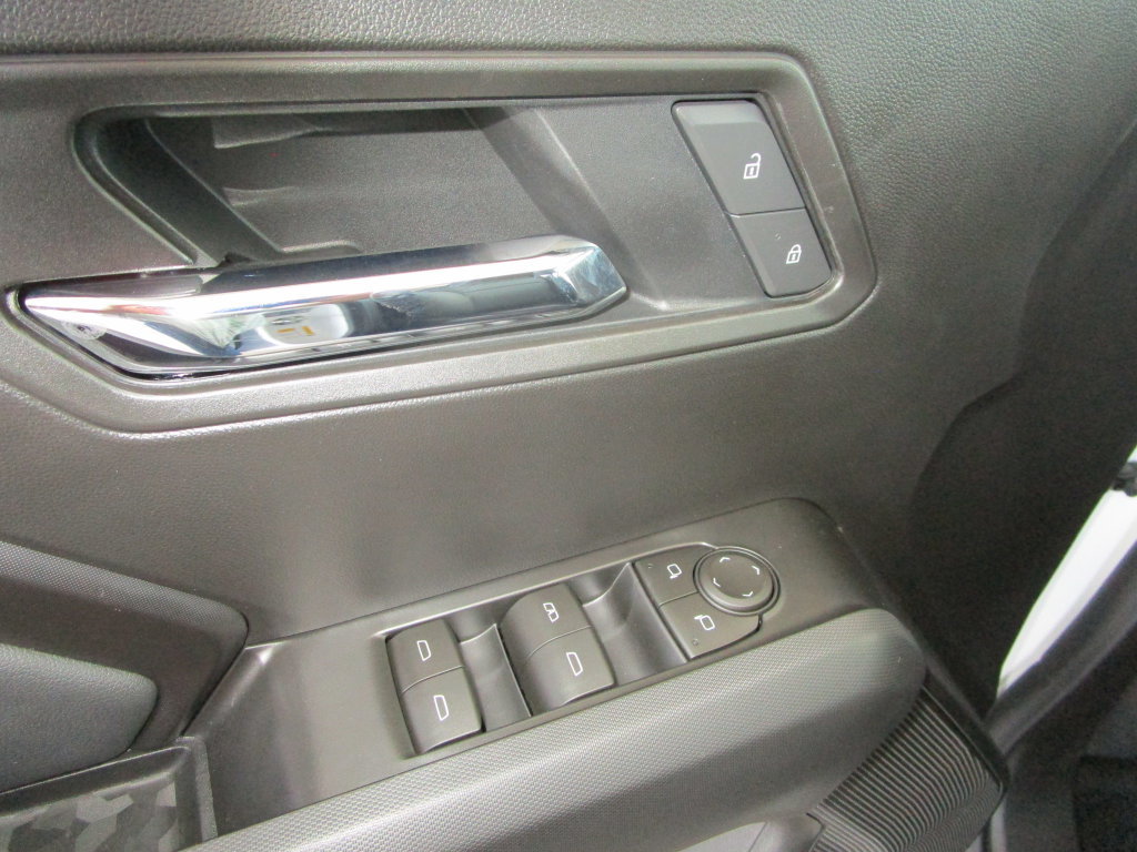 2026 Chevrolet Colorado LT - Photo 23