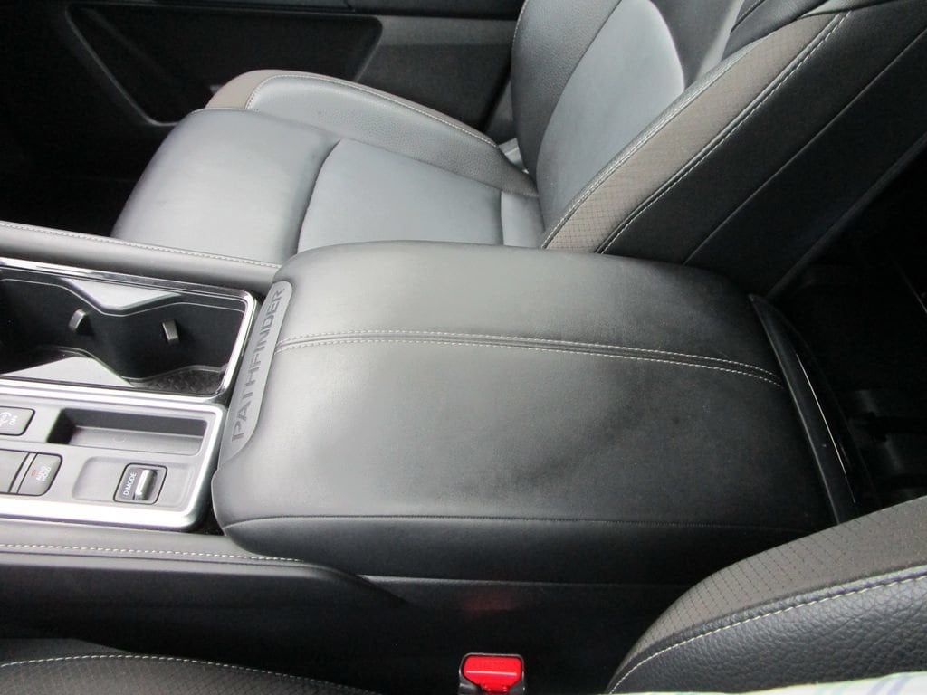 2024 Nissan Pathfinder SL - Photo 37