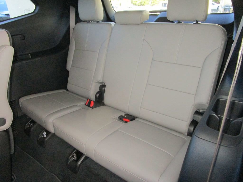 2026 GMC Acadia Elevation - Photo 18