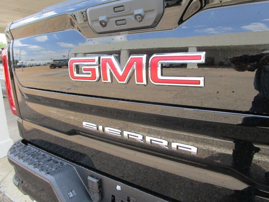 2026 GMC Sierra 1500 AT4 - Photo 15