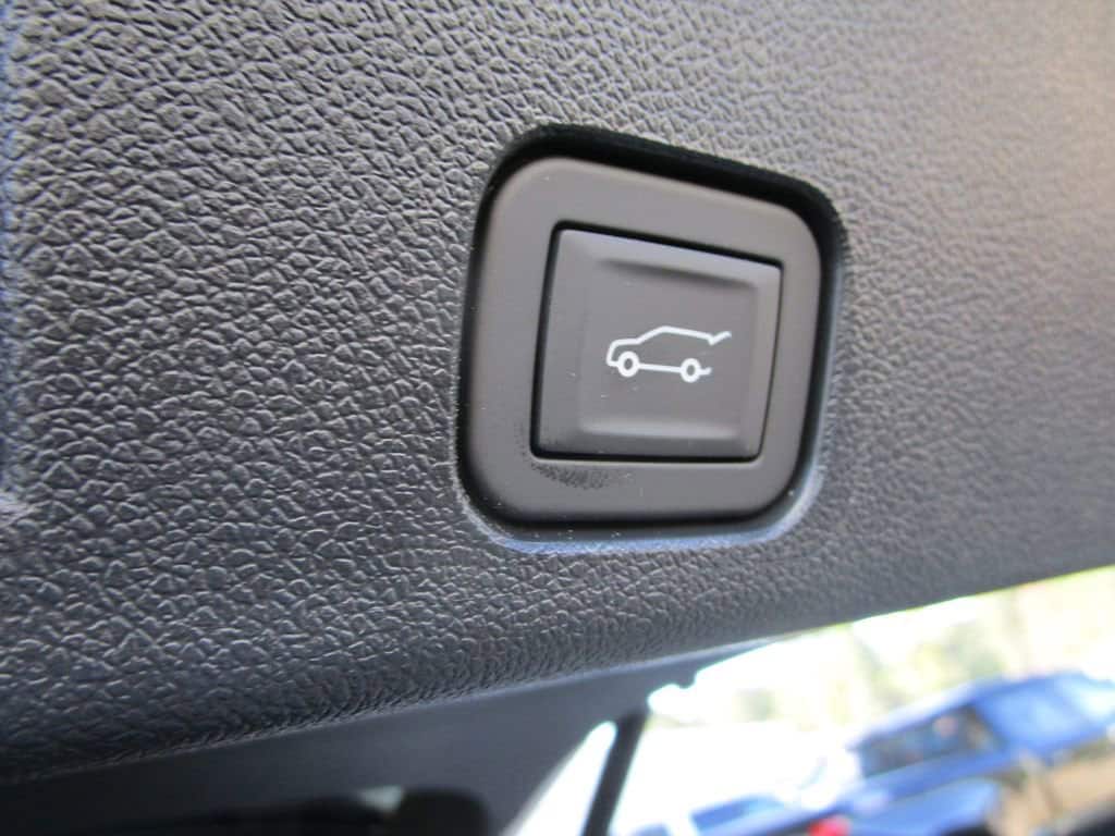 2026 GMC Acadia Elevation - Photo 17