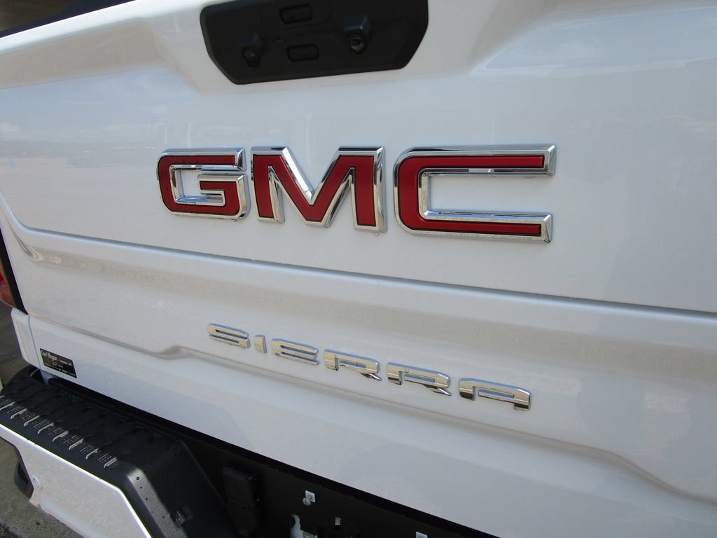 2026 GMC Sierra 1500 AT4 - Photo 14