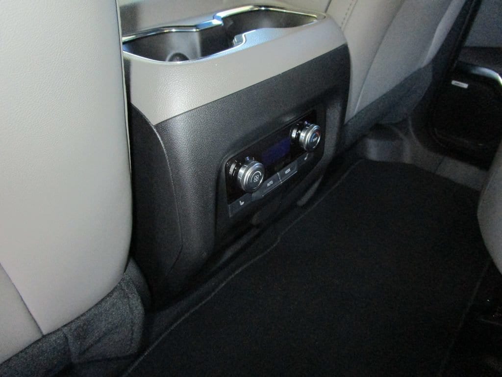 2026 GMC Acadia Elevation - Photo 19