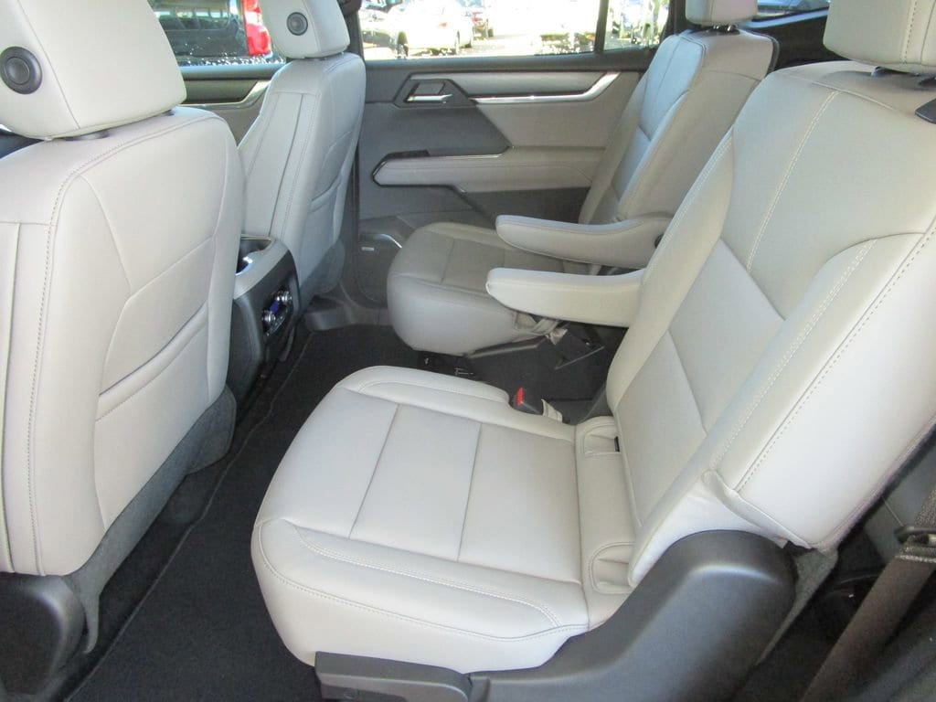2026 GMC Acadia Elevation - Photo 20