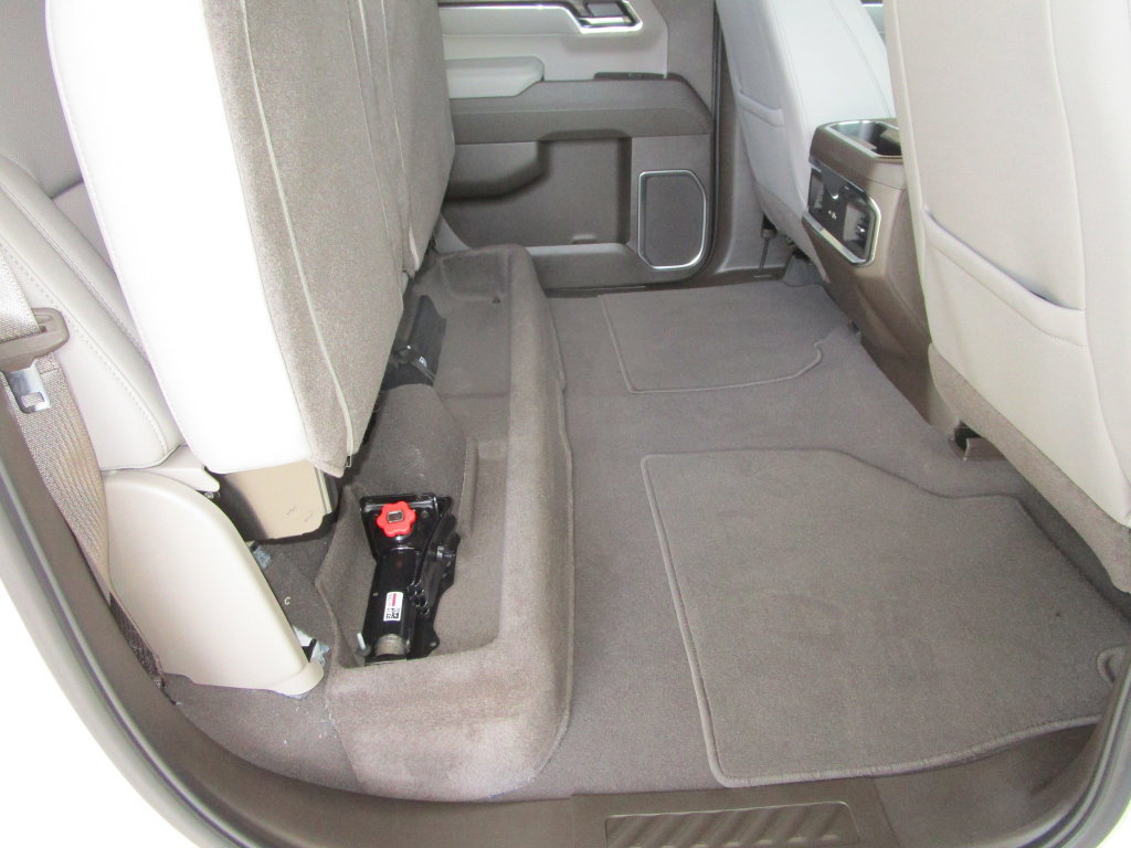 2026 GMC Sierra 1500 SLT - Photo 24