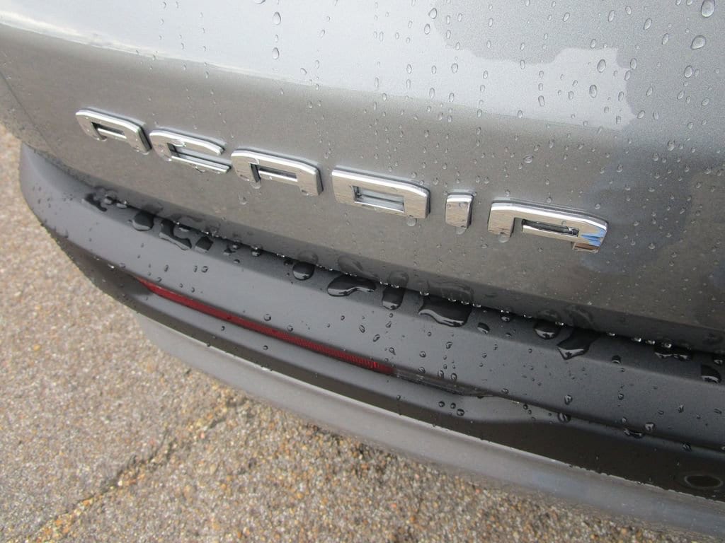 2026 GMC Acadia Elevation - Photo 11