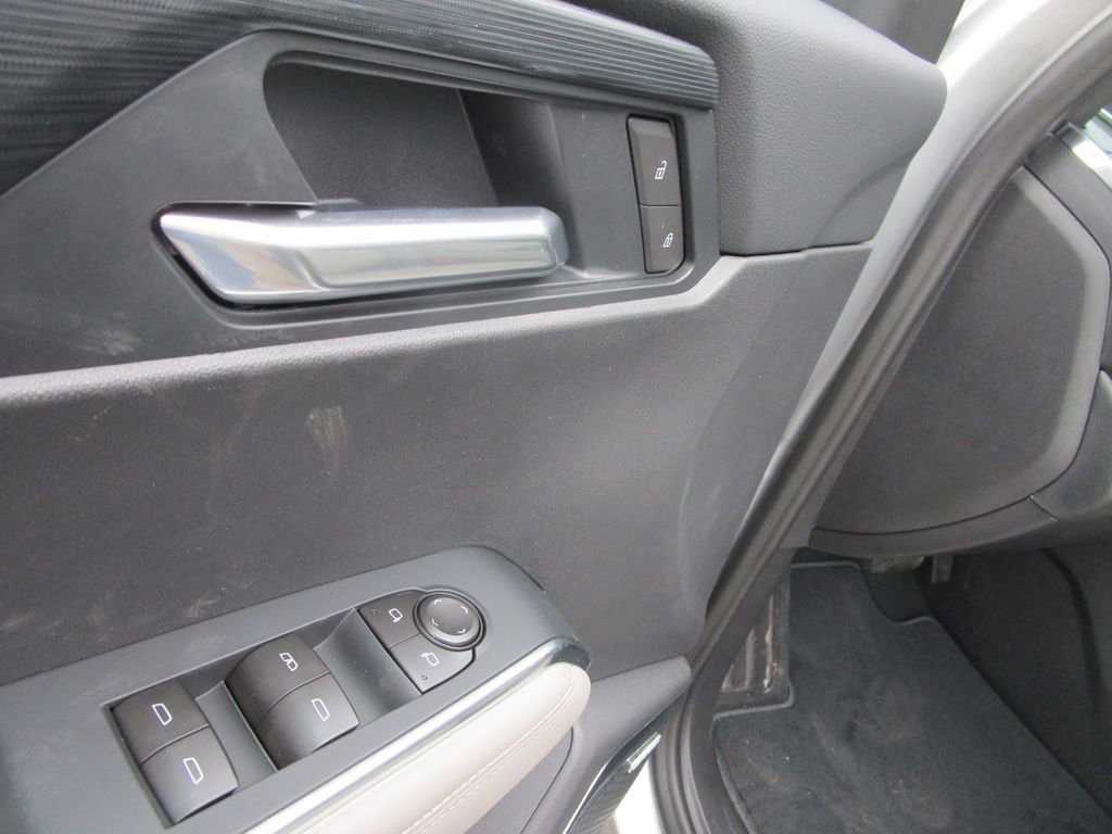 2026 GMC Acadia Elevation - Photo 25