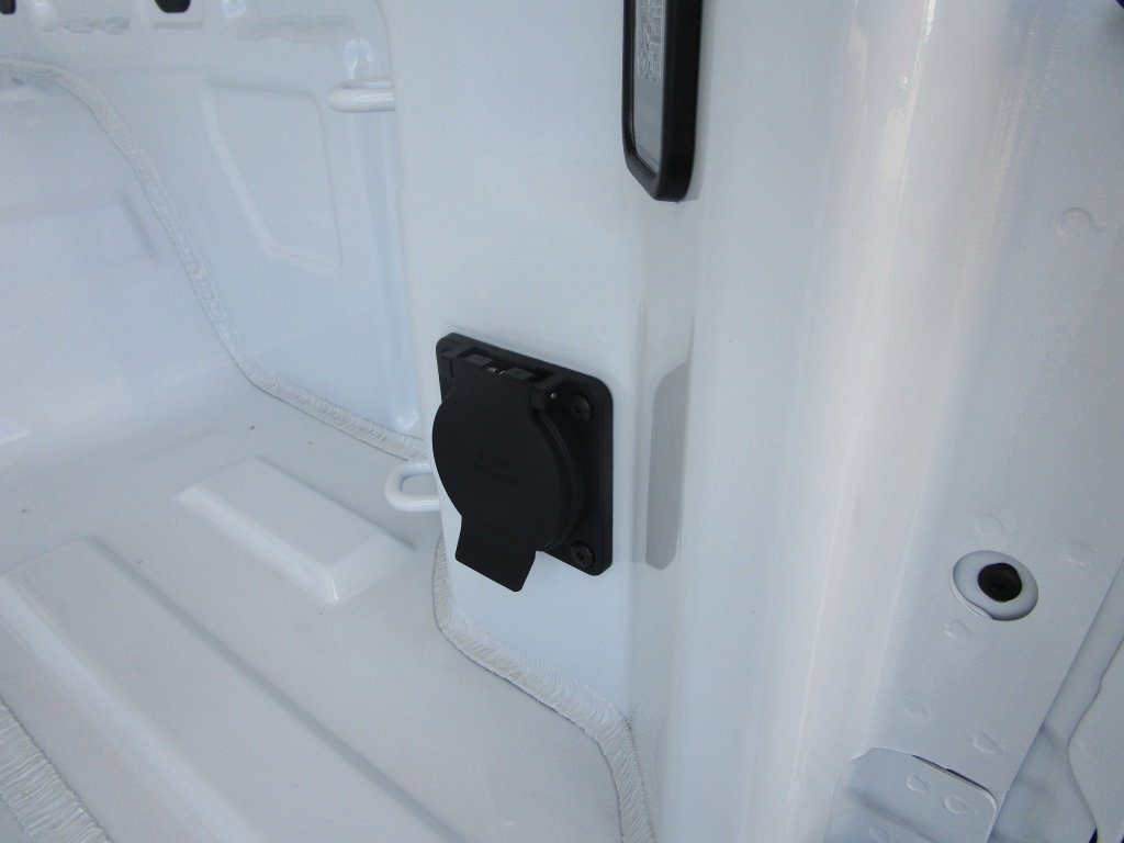 2026 GMC Sierra 1500 SLT - Photo 17