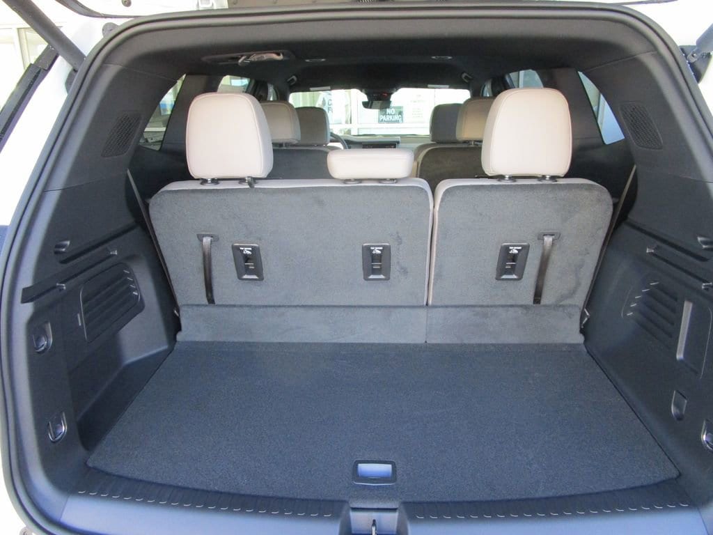 2026 GMC Acadia Elevation - Photo 13