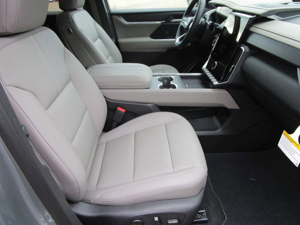 2026 GMC Acadia Elevation - Photo 31