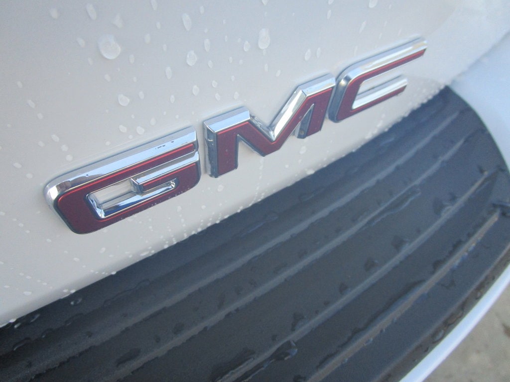 2026 GMC Yukon XL Denali - Photo 12