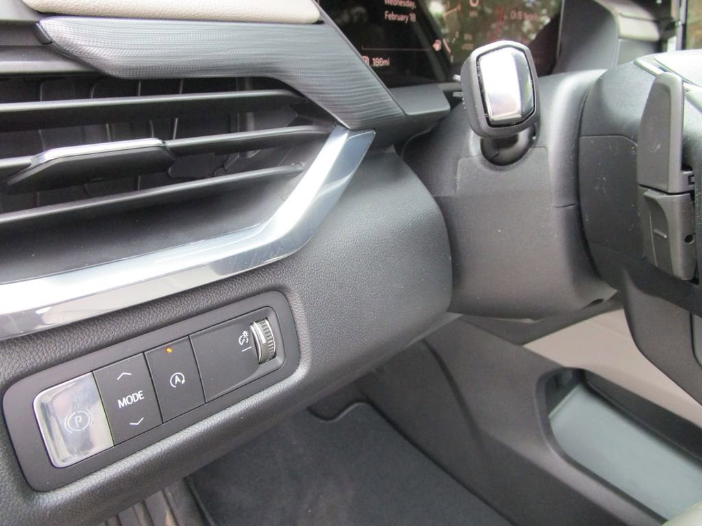 2026 GMC Acadia Elevation - Photo 28