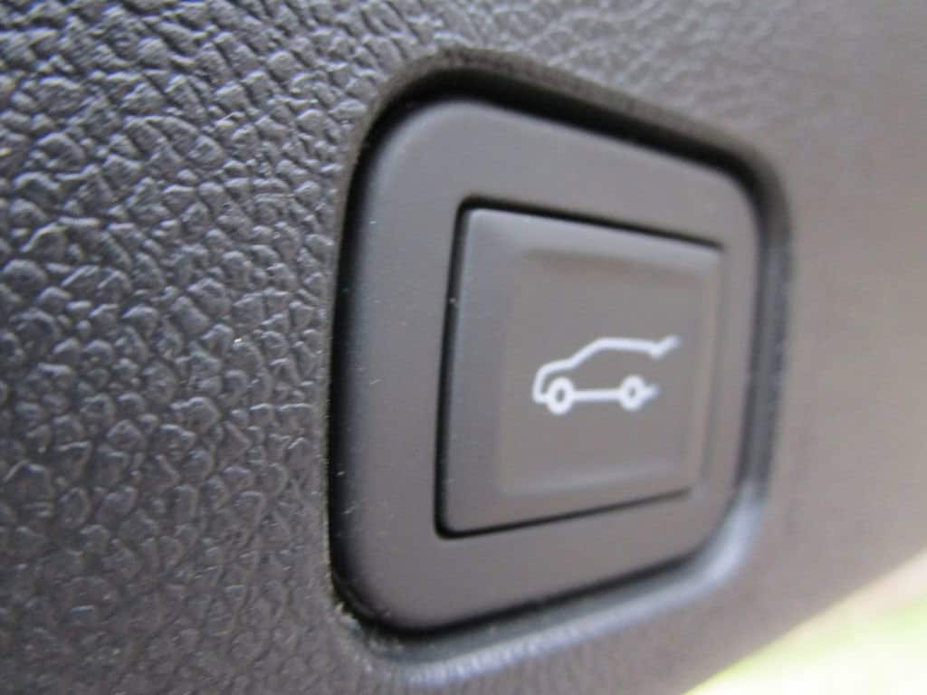 2026 GMC Acadia Elevation - Photo 16