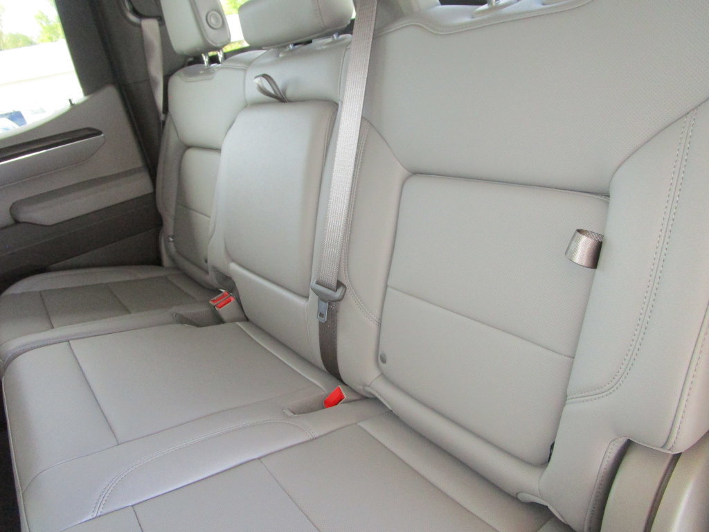 2026 GMC Sierra 1500 SLT - Photo 23