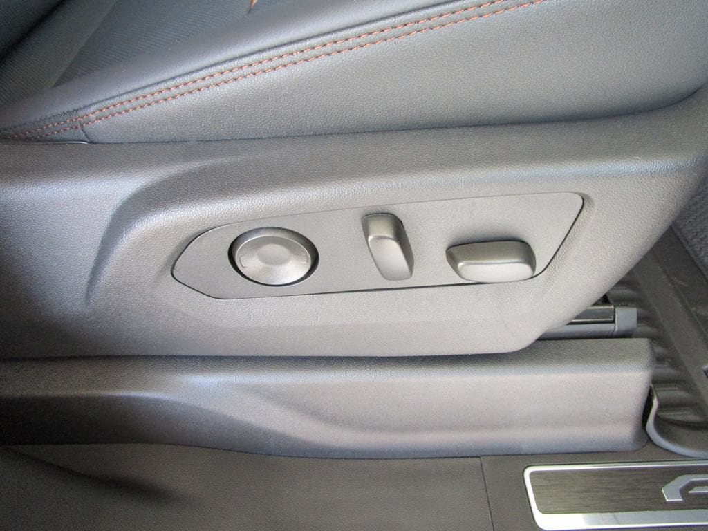 2026 GMC Sierra 1500 AT4 - Photo 26