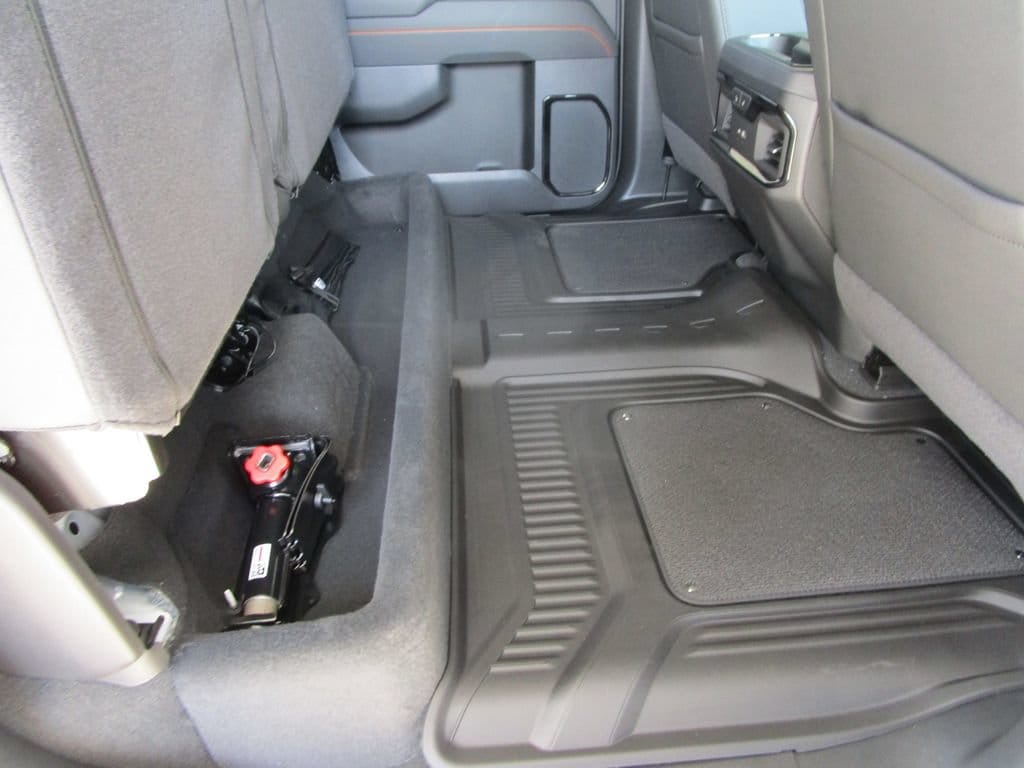 2026 GMC Sierra 1500 AT4 - Photo 28
