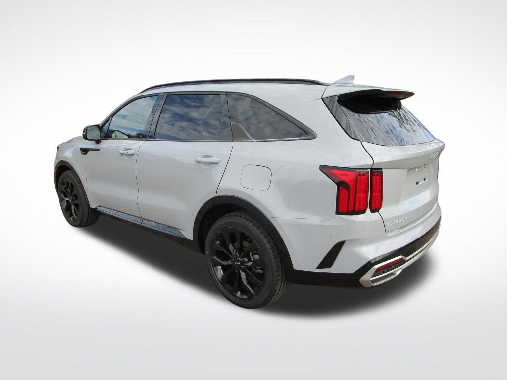 Used 2023 Kia Sorento SX