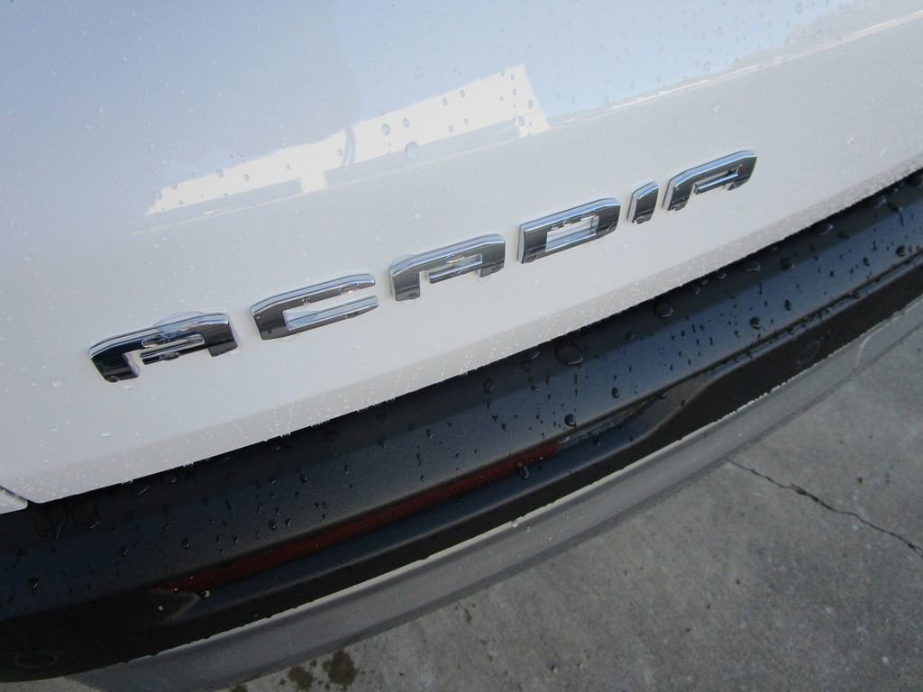 2026 GMC Acadia Elevation - Photo 11