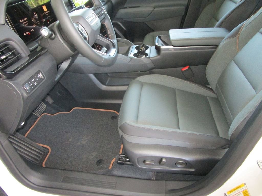 2026 GMC Terrain AT4 - Photo 21