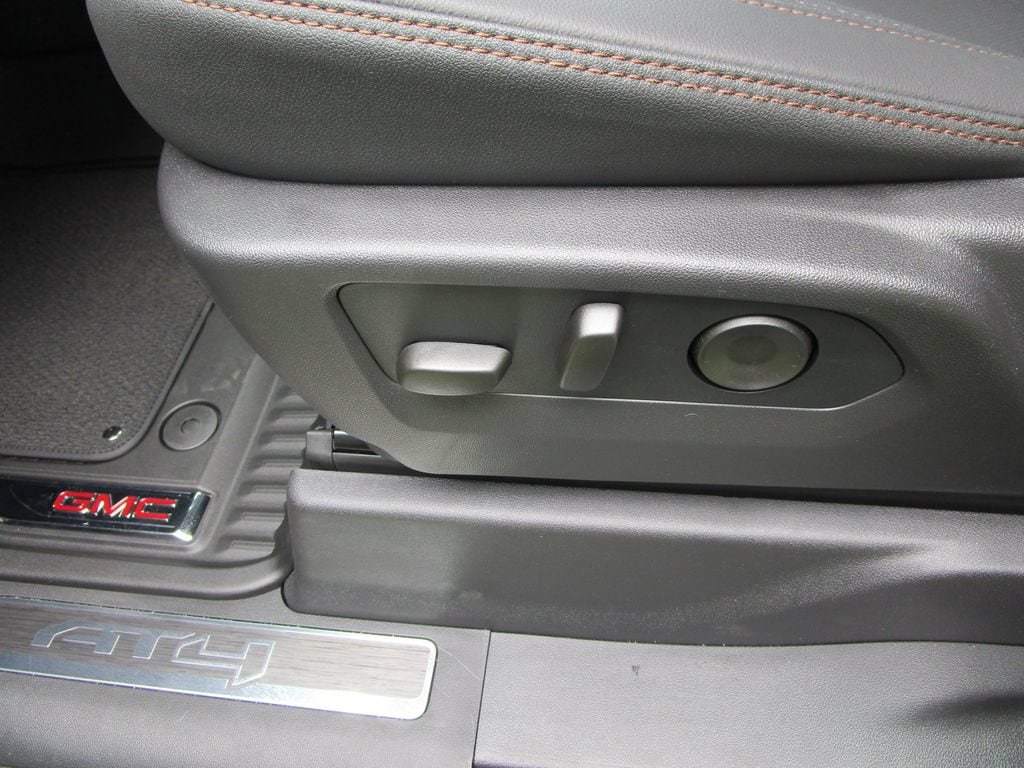 2026 GMC Sierra 1500 AT4 - Photo 33