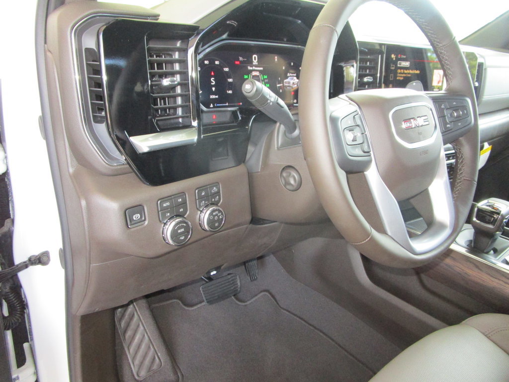 2026 GMC Sierra 1500 SLT - Photo 29