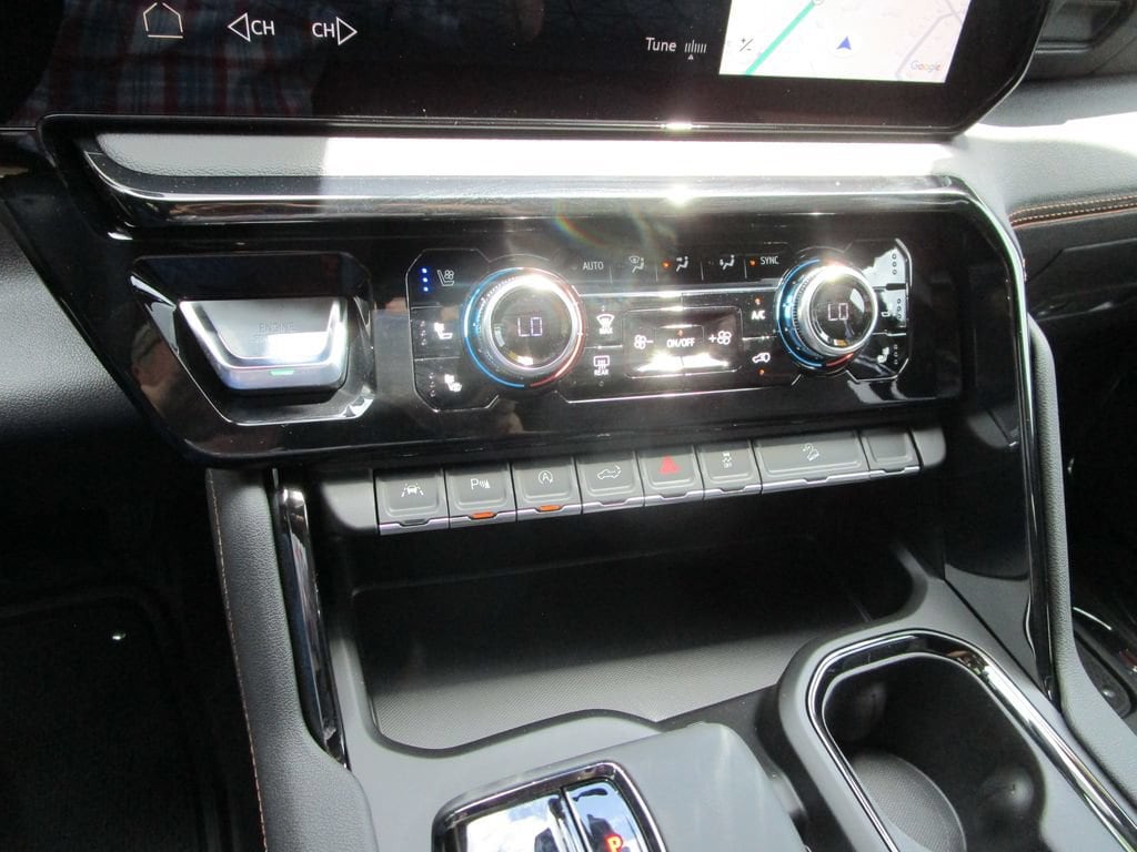 2026 GMC Sierra 1500 AT4 - Photo 40
