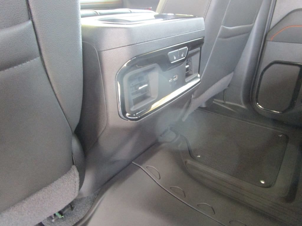 2026 GMC Sierra 1500 AT4 - Photo 21