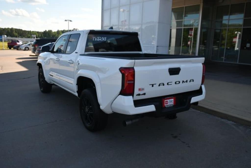 New 2026 Toyota Tacoma SR5 Truck Double Cab