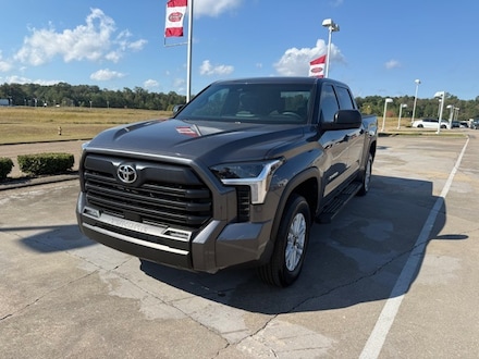 2023 Toyota Tundra SR5 3.5L V6 Truck CrewMax