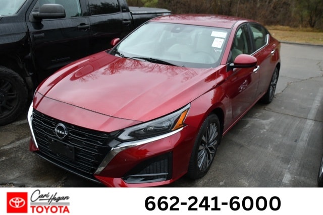 2023 Nissan Altima SV's photo