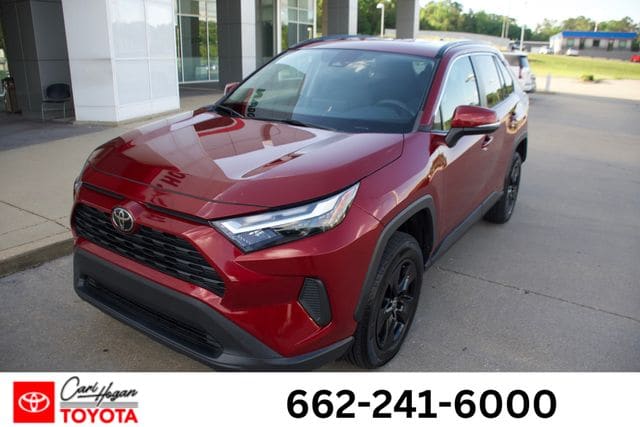 2022 Toyota RAV4 XLE AWD's photo