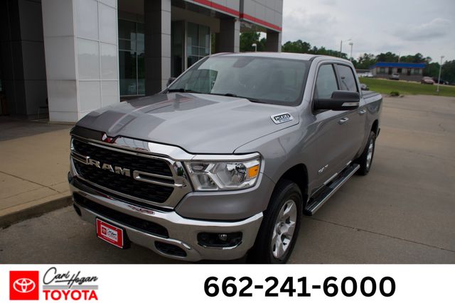 2022 RAM 1500 Big Horn/Lone Star 4x4 Crew Cab 5'7's photo