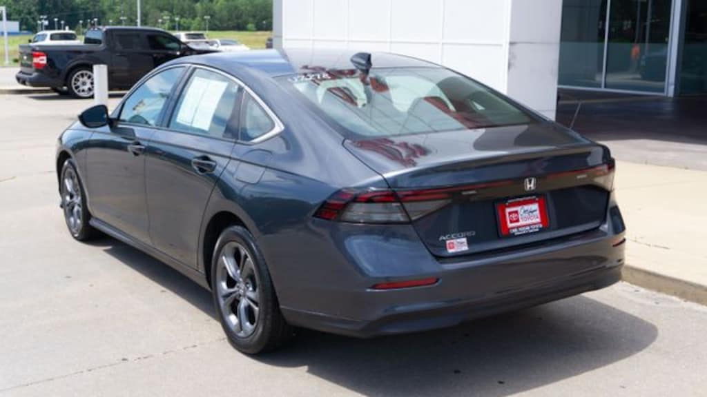 Used 2023 Honda Accord EX Sedan