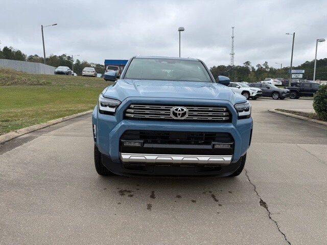 2025 Toyota 4Runner Limited photo 3