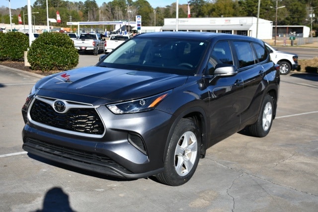 2023 Toyota Highlander L's photo