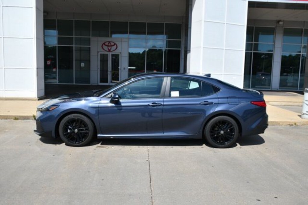 New 2026 Toyota Camry SE Sedan
