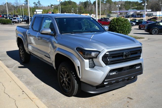 2026 Toyota Tacoma SR5 - Photo 7