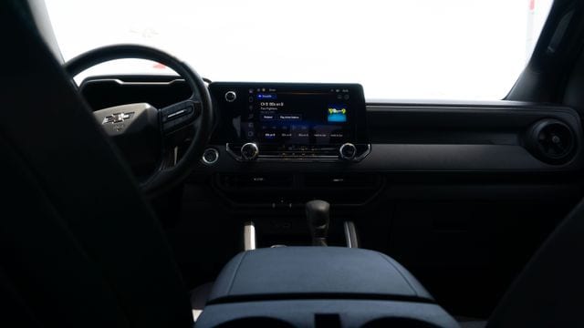 2024 Chevrolet Colorado Trail Boss - Photo 11
