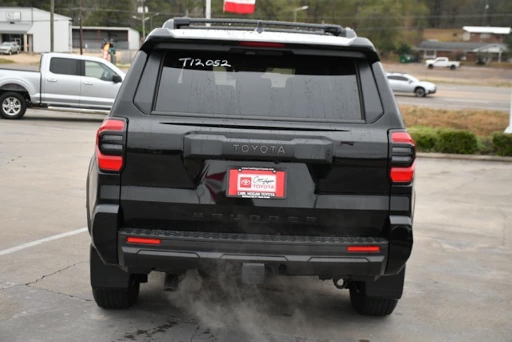 New 2025 Toyota 4Runner SR5 SUV