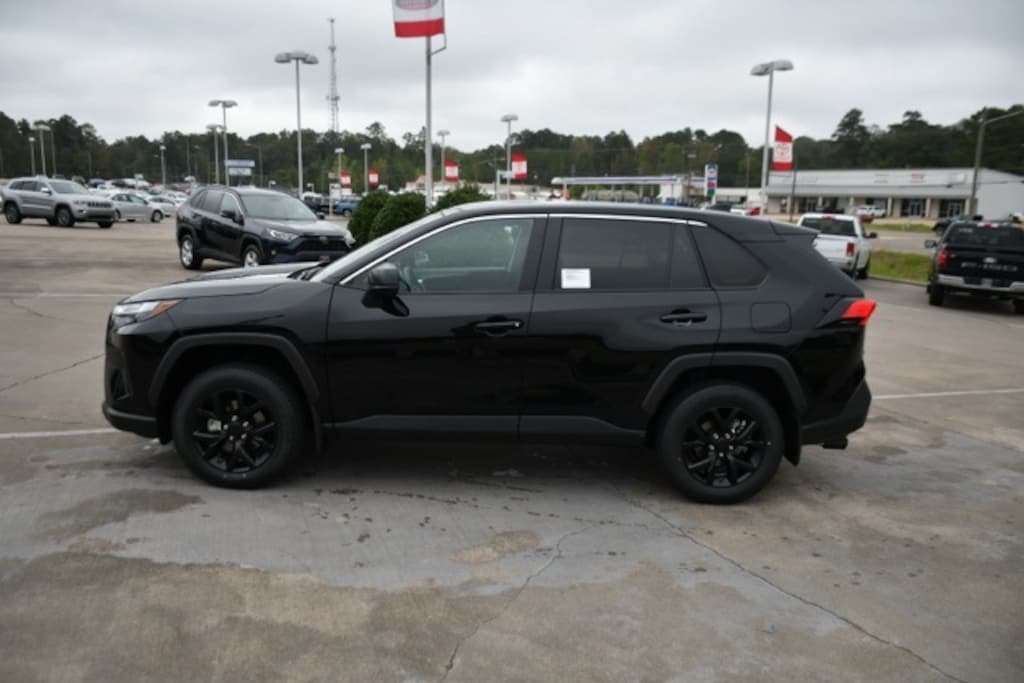 New 2025 Toyota RAV4 LE SUV