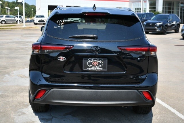 2025 Toyota Highlander Hybrid XLE photo 4