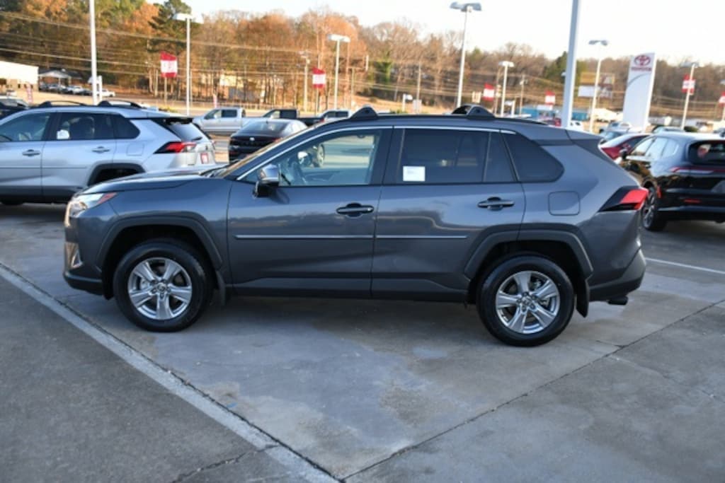 New 2025 Toyota RAV4 XLE SUV