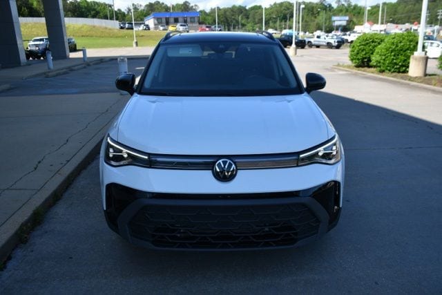 2025 Volkswagen Taos SE Black - Photo 8