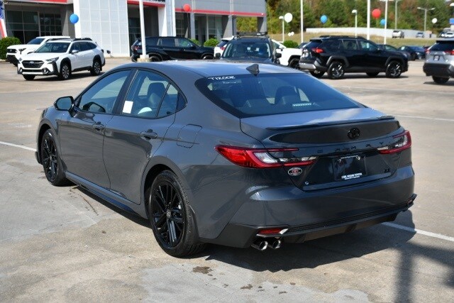 2026 Toyota Camry SE photo 3