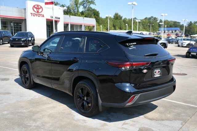 2025 Toyota Highlander Hybrid XLE photo 3