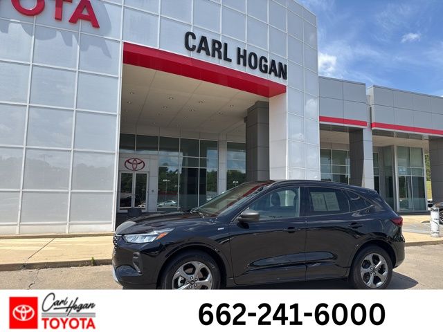 2024 Ford Escape ST-Line AWD's photo