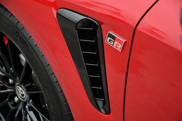 2025 Toyota GR Corolla Premium - Photo 15